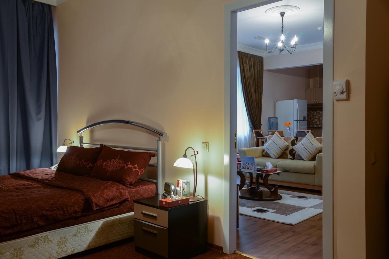 City Mansion Aparthotel Баку Экстерьер фото