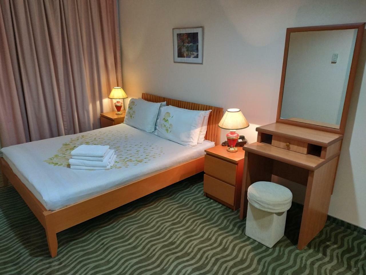 City Mansion Aparthotel Баку Экстерьер фото